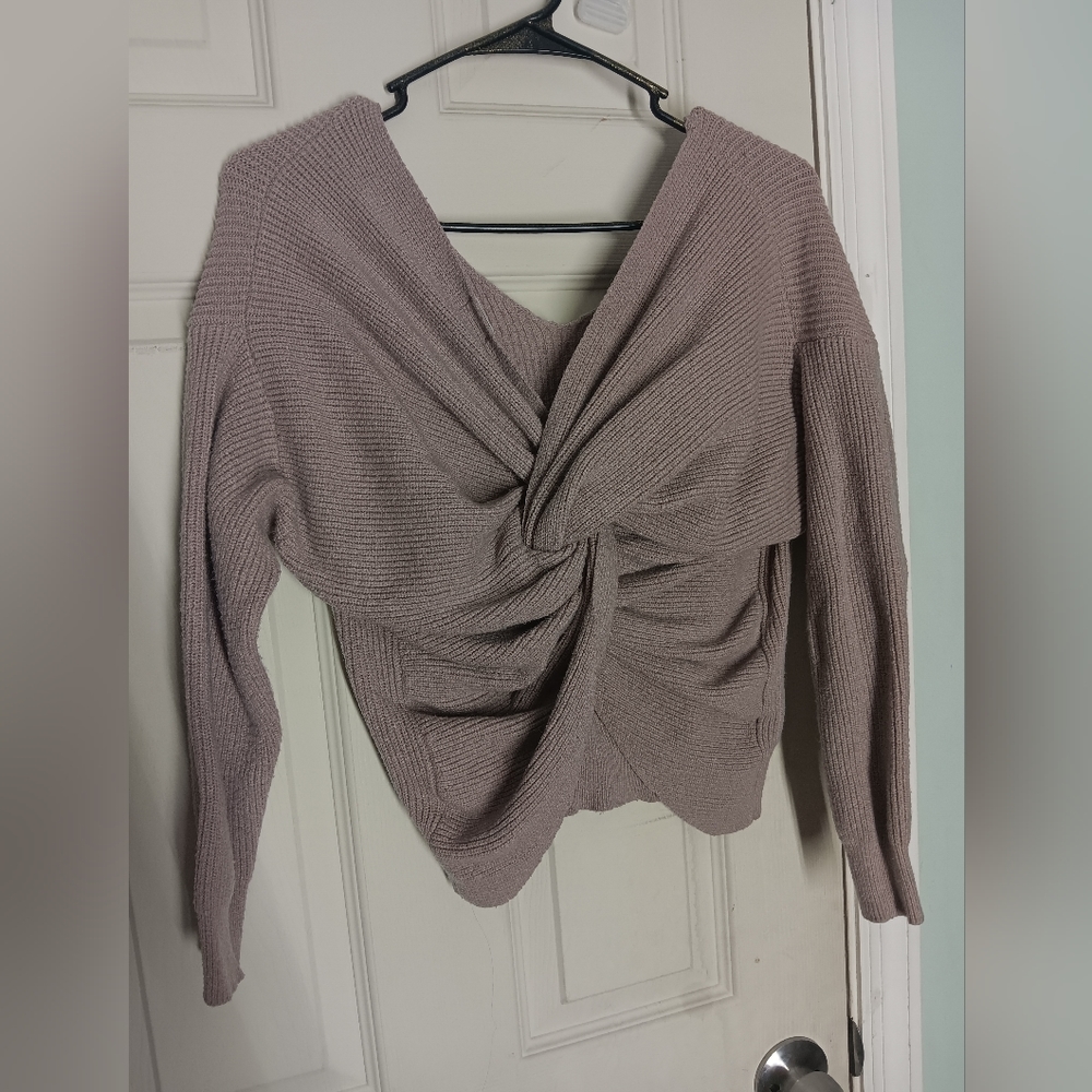 Sweater crop top size small - Picture 1 of 2